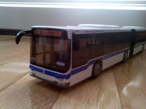 Modelbus1.jpg