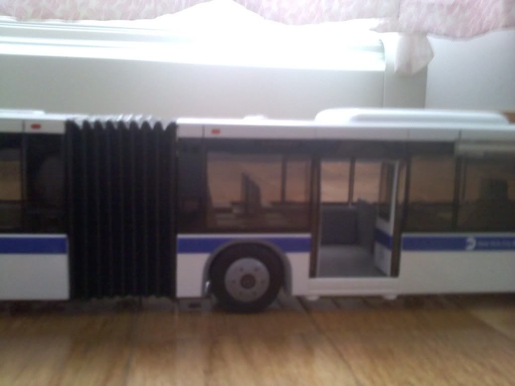 Modelbus3.jpg