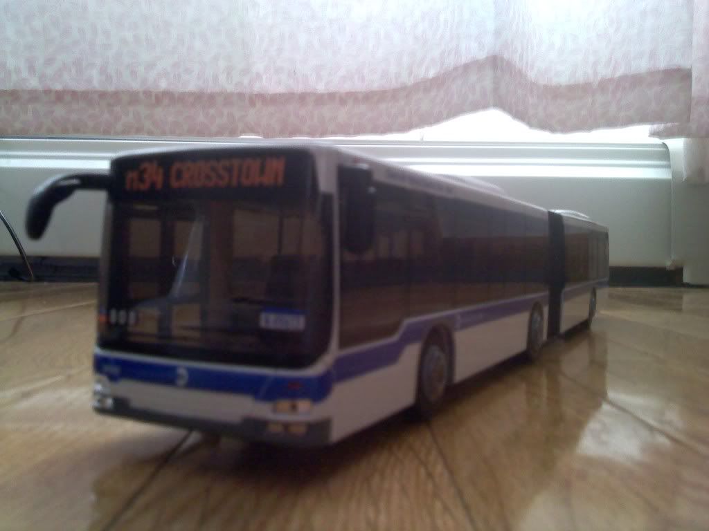 Modelbus8.jpg