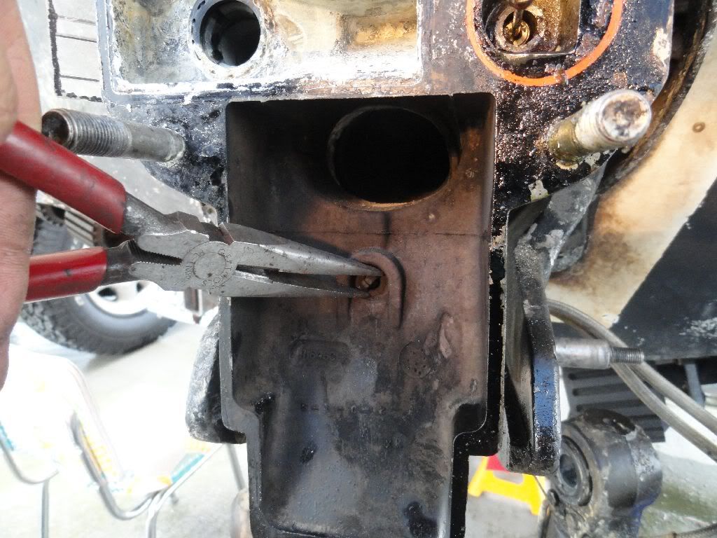 Bravo III / 3 outdrive repair all bellows, gimbal brg, install raw