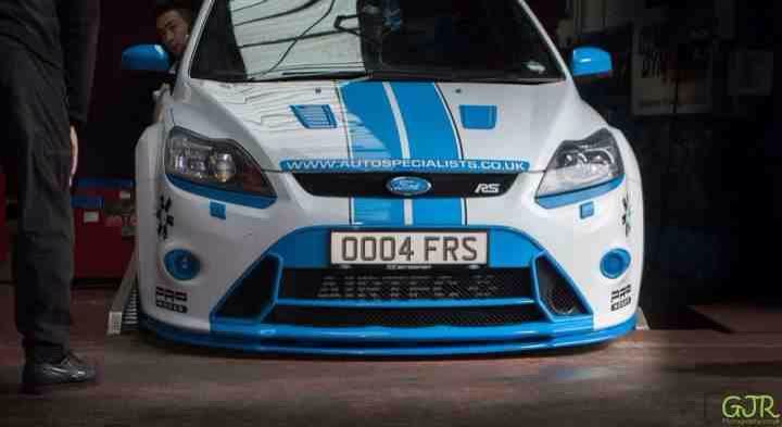 focus rs license plate frame