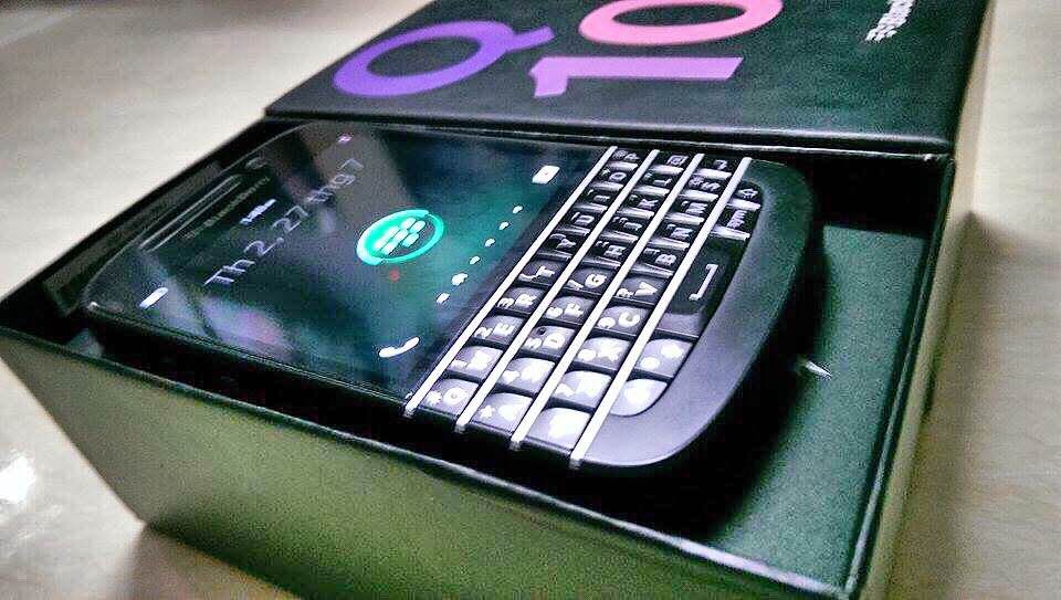 Bán Blackberry Q10 Like New 99% 3tr. - 1