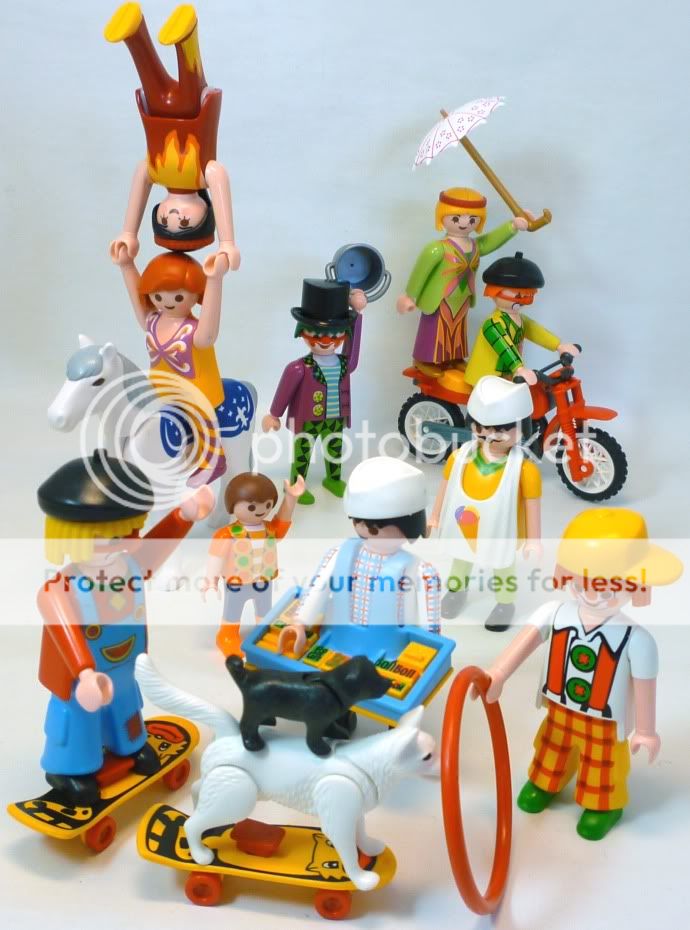 Playmobil Circus Artists Horse Acrobats Clown Candy Seller People Figures